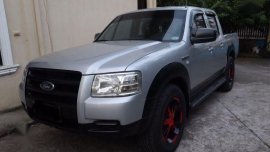 Selling 2nd Hand Ford Ranger 2009 in Lipa