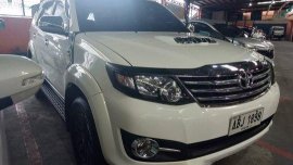 Selling White Toyota Fortuner 2015 Manual