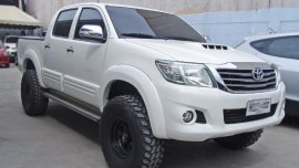 Used Toyota Hilux 2015 for sale in Mandaue 