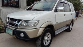 Selling 2nd Hand Isuzu Crosswind 2012 in Batangas City