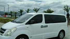 Selling Hyundai Grand starex 2006 Automatic Diesel in Talisay