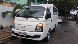 Selling White Hyundai H-100 2014 Automatic Diesel