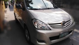 Selling 2nd Hand Toyota Innova 2009 at 80000 km in Makati
