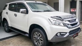 Selling Isuzu Mu-X 2017 Automatic Diesel in Quezon City