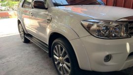 Selling Toyota Fortuner 2009 Automatic Diesel in Quezon City