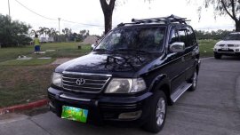 Selling 2nd Hand Toyota Revo 2004 in San Fernando