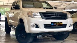 Selling Toyota Hilux 2013 Manual Diesel in Makati