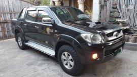 Selling Black Toyota Hilux 2010 Automatic Diesel in Santa Rita