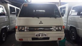 Selling White Mitsubishi L300 2016 Van Manual Diesel in Manila