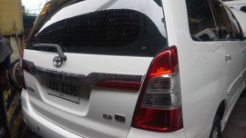 Selling White Toyota Innova 2015 Automatic Diesel in Manila