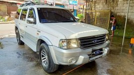 2nd Hand Ford Everest 2004 for sale in Quezon City