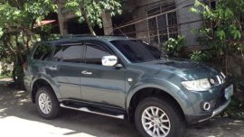 Selling Mitsubishi Montero 2010 Automatic Gasoline in Silang