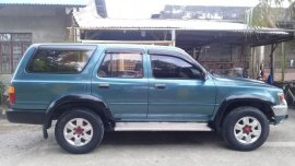 Selling 2nd Hand Toyota Hilux 2002 in Quezon City