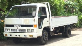 Selling Isuzu Elf Truck for sale in San Andres