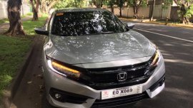 Selling 2nd Hand Honda Civic 2018 Sedan Automatic Gasoline at 3800 km in Makati