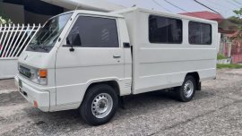 Sell 2nd Hand 2017 Mitsubishi L300 Van at 18000 km in Cebu City