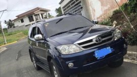 Blue Toyota Fortuner 2009 at 130000 km for sale