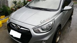 Selling 2nd Hand Hyundai Accent 2013 Sedan at 70000 km in Urdaneta
