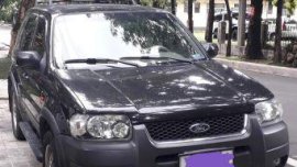 Selling 2nd Hand Ford Escape 2004 in Quezon City