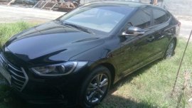 2nd Hand Hyundai Elantra 2019 Automatic Gasoline for sale in Santo Tomas