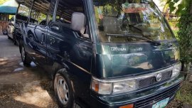 Selling Nissan Urvan Escapade 2010 Manual Diesel in Santiago