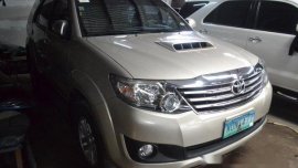 Selling Toyota Fortuner 2014 Automatic Diesel at 28000 km 