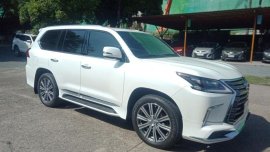 2nd Hand Lexus Is 2017 at 12000 km for sale