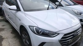 2nd Hand Hyundai Elantra 2018 at 26000 km for sale