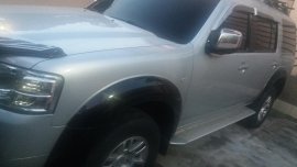 Selling 2009 Ford Everest Automatic Diesel at 112000 km 