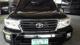 Selling Black Toyota Land Cruiser 2012 in Quezon City