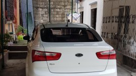 Selling White Kia Rio 2012 at 79000 km 
