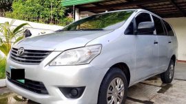 Selling Toyota Innova 2014 at 60000 km in Angeles