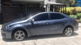 Selling Toyota Altis 2014 Manual Gasoline in Mandaluyong