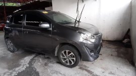 Selling 2nd Hand Toyota Wigo 2019 Automatic Gasoline at 10000 km in Quezon City