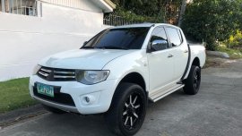 Sell 2nd Hand 2013 Mitsubishi Strada Automatic Diesel at 80000 km in Angeles
