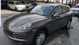 Selling 2nd Hand Porsche Cayenne 2012 in Quezon City