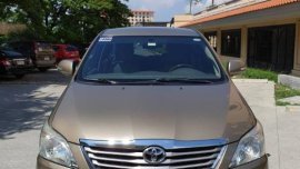 Sell 2nd Hand 2012 Toyota Innova Automatic Gasoline at 68000 km in Muntinlupa