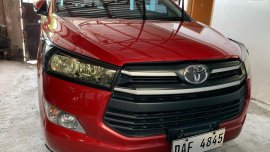 Selling Red Toyota Innova 2017 in Quezon City