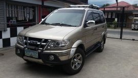 Selling 2nd Hand Isuzu Sportivo X 2014 in Santo Tomas