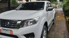 White Nissan Navara 2017 Truck at 50000 km for sale 