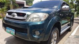 Sell 2nd Hand 2010 Toyota Hilux Automatic Diesel at 87000 km in Quezon City