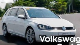 Selling Volkswagen Golf 2017 Automatic Diesel at 2000 km in Tanza