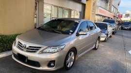 Selling 2nd Hand Toyota Corolla Altis 2012 Automatic Gasoline at 100000 km in Pasay