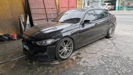 Sell 2nd Hand 2012 Bmw 320D at 50000 km in Makati