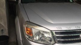 Selling 2nd Hand Ford Everest 2013 at 60000 km in Taguig