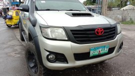 Selling Used 2013 Toyota Hilux Manual Diesel 
