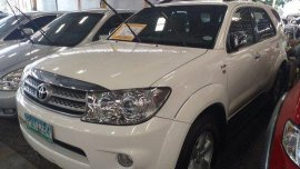 Selling White Toyota Fortuner 2011 at 72342 km in Quezon City