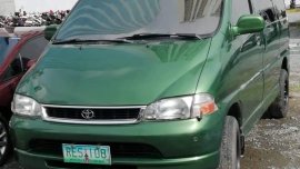 Selling Green Toyota Granvia 1995 at 100000 km in Caloocan 