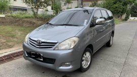 Grey Toyota Innova 2009 at 69000 km for sale 