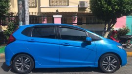 Selling Blue Honda Jazz 2015 Hatchback at 18000 km 